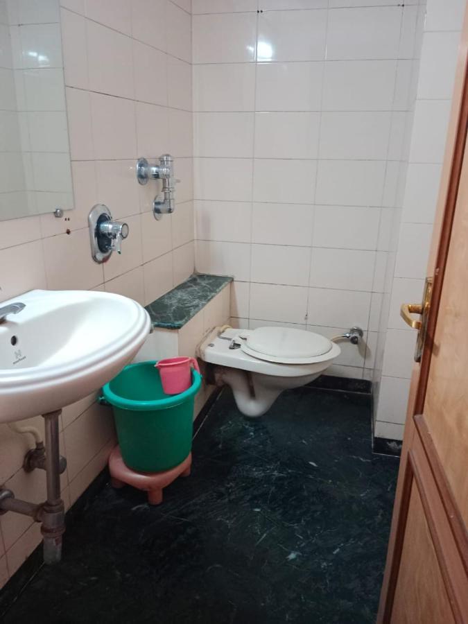 Pooja International Nashik Hotel Екстериор снимка